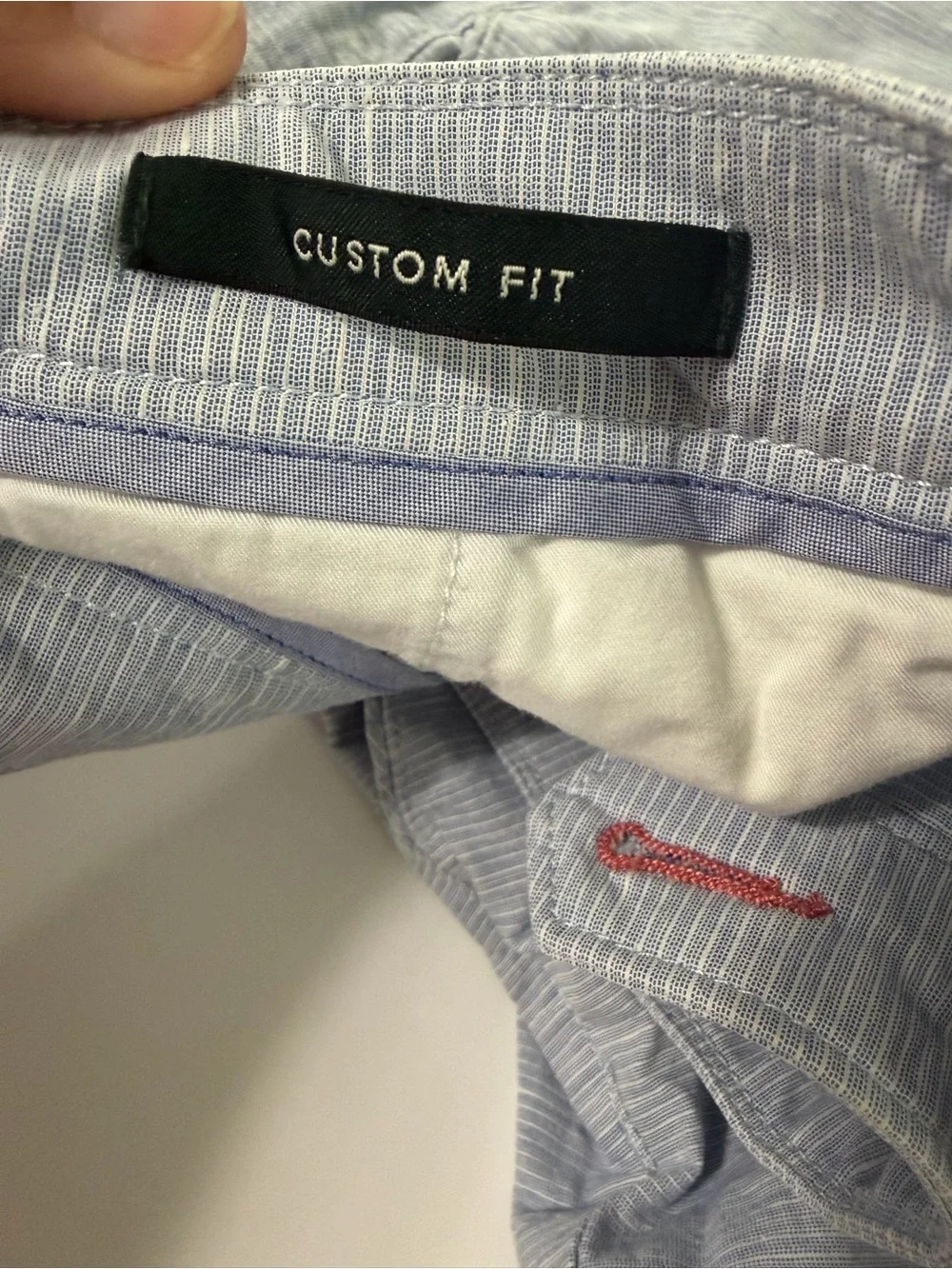 Rodd & Gunn men’s blue and white striped pattern shorts size 40 woven in Italy